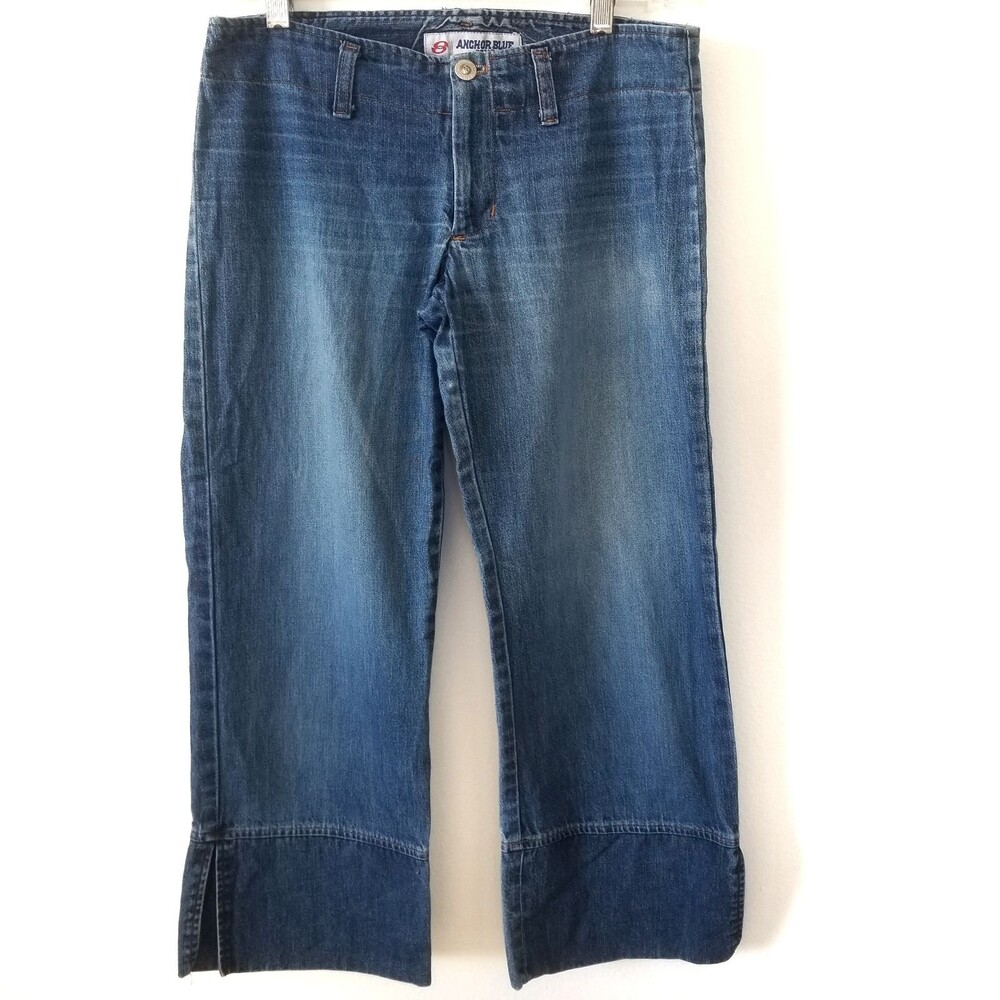 Anchor Blue Capri Pants